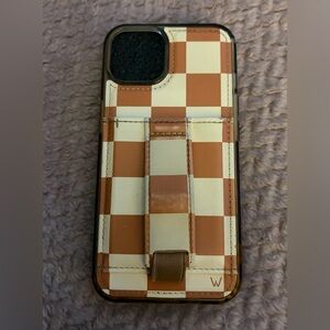 Walli Tan & White Checkered Phone Card Case iPhone 13